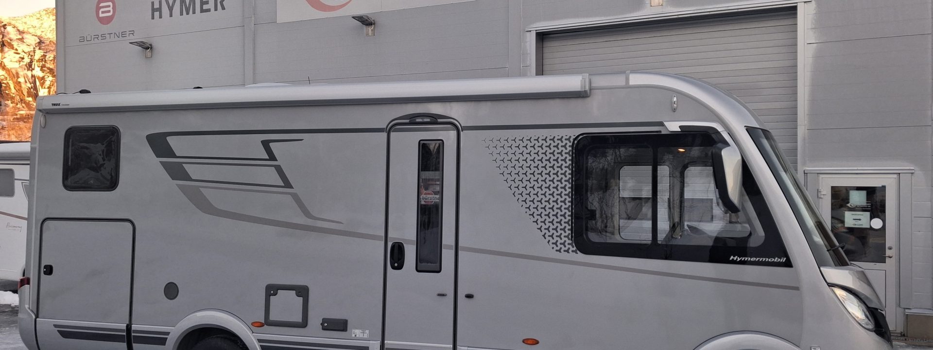 Hoeyre side med markise